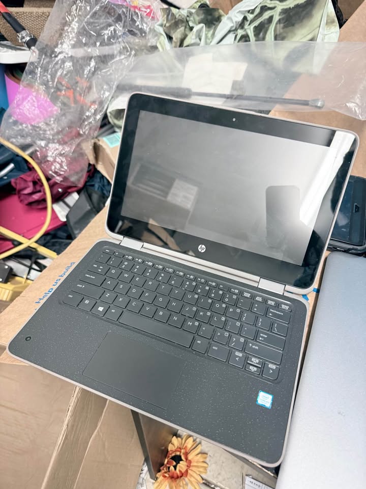 Lot of 4 Laptops + iPad 5th Gen – All Working – $250 (Tinley Park Pickup)